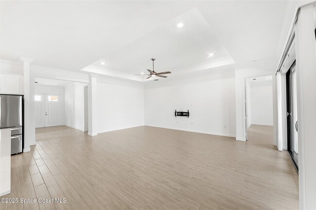 Building Photo - 1082 Great Belt Cir