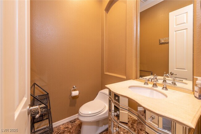 Building Photo - 2057 Orchard Mist St