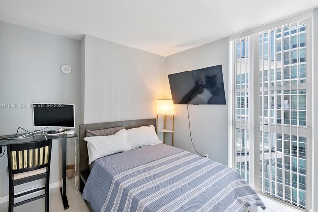 Building Photo - 1100 S Miami Ave