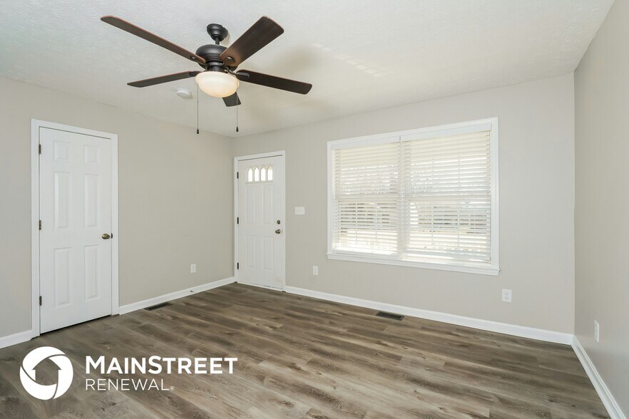 Building Photo - 8908 Greenmoore Dr