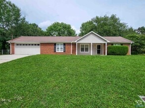 Building Photo - 308 Red Oak Rd
