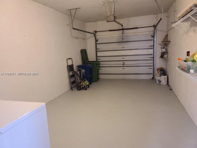 Building Photo - 1428 Coronado Rd