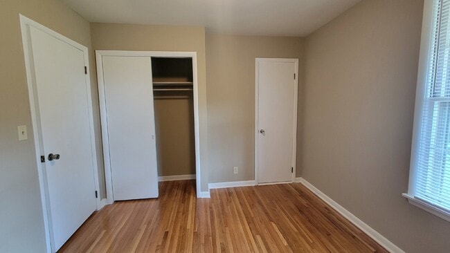 Building Photo - 6408 Robinhood Ln NW