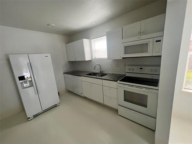Building Photo - 4216 Holland Ave