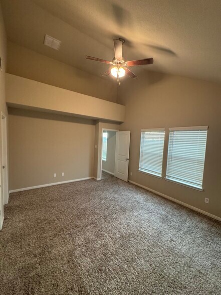 Building Photo - 7911 Tuscan Cypress Dr