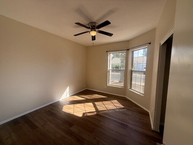 Building Photo - 8984 N Clover Way