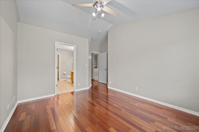 Building Photo - 2402 Wilton Ln
