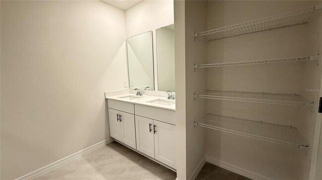 Building Photo - 3905 Giorgio Dr