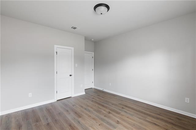 Building Photo - 45325 Riverdale Heights Rd