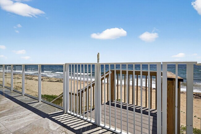 Building Photo - 3450 S Ocean Blvd