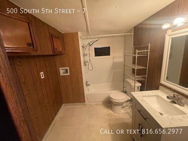 Building Photo - 500 S 5th St