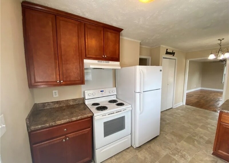 Building Photo - 604 Odom Dr