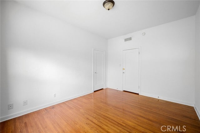 Building Photo - 216 E Windsor Rd