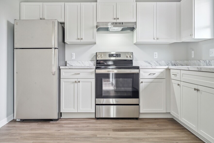 Independence Square Apartments 58915901 Dixie Hwy Clarkston MI 48346