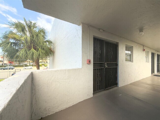 Building Photo - 20 NW 87th Ave