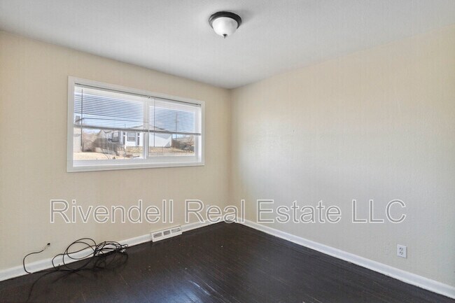 Building Photo - 1127 Xenia St