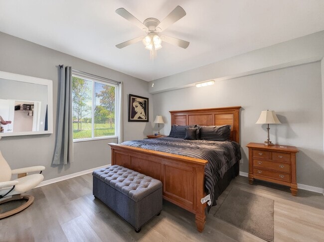 Building Photo - Beautifully furnished 2BR/2BA first-floor condo