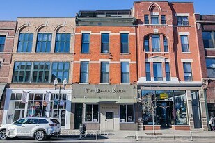 Building Photo - 1470 N Milwaukee Ave