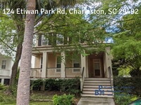 Building Photo - 3 Bed, 2.5 Bath, 1,966 Sq Ft, Pet-friendly