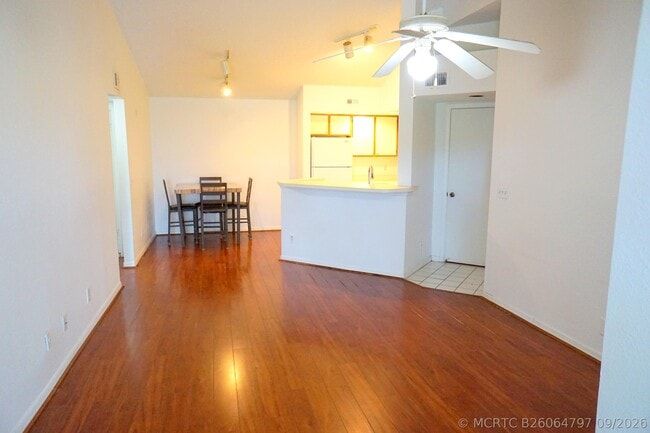 Building Photo - 12620 Vista Isles Dr