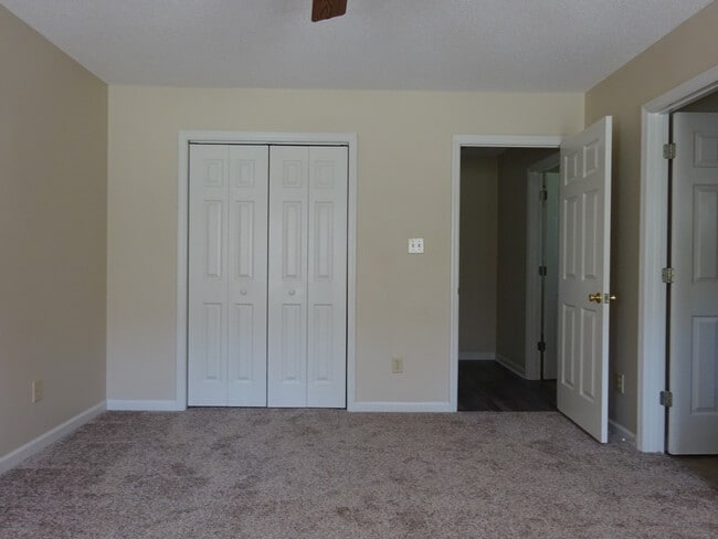 Building Photo - Beautiful 3BR/2Bath with Bonus Room!