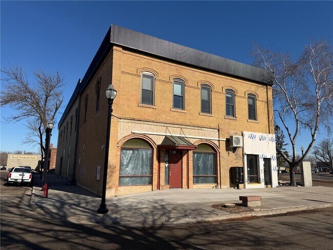 Building Photo - 542 Benson Ave SW