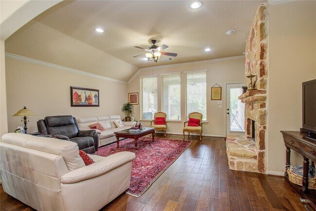 Building Photo - 8215 Laughing Falcon Trail