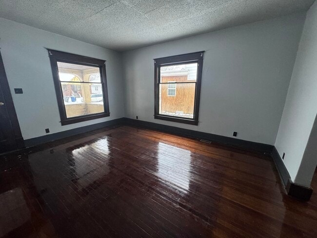 Building Photo - 32 Virginia-S