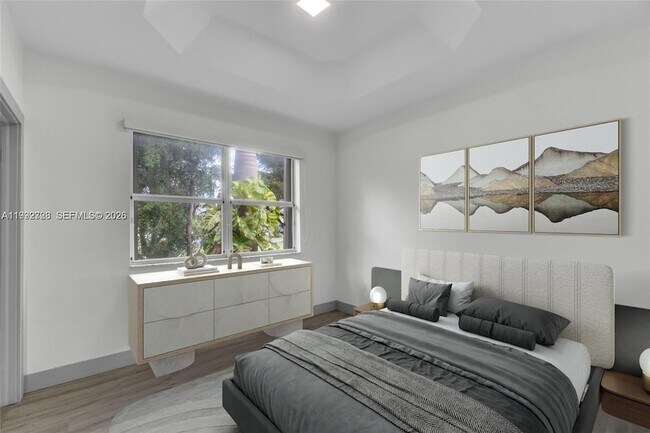 Building Photo - 1720 NE 33rd Ave