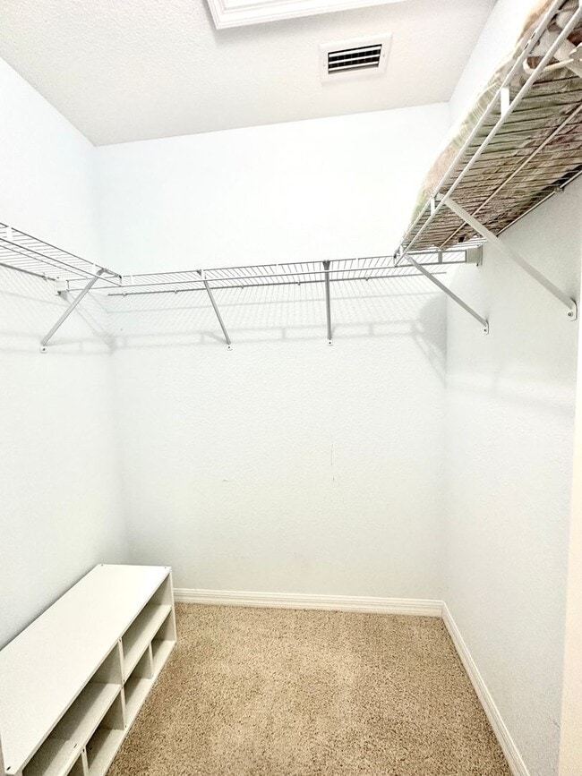 Building Photo - Beautiful 3 bed 2 bath Rental Home.