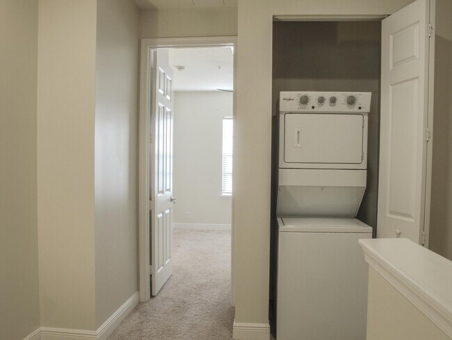 Building Photo - 124 Jesup Ln