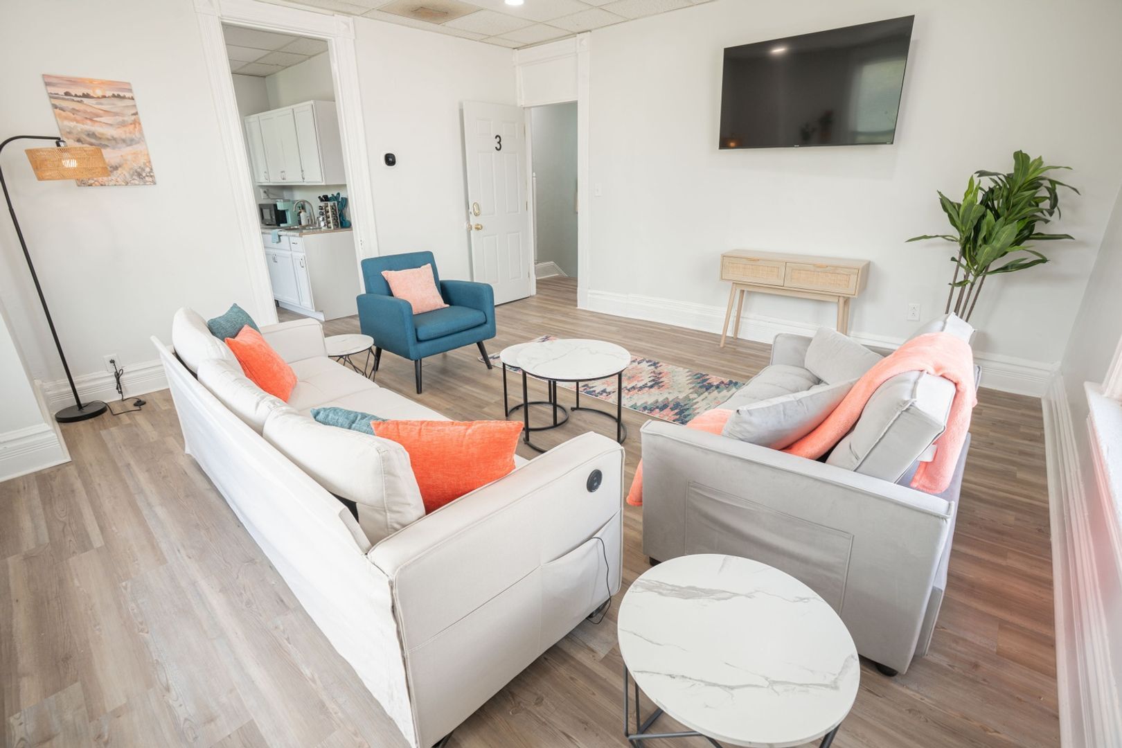 Building Photo - 731 S 7th St