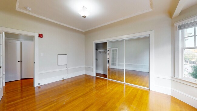 Building Photo - 3474 17th St