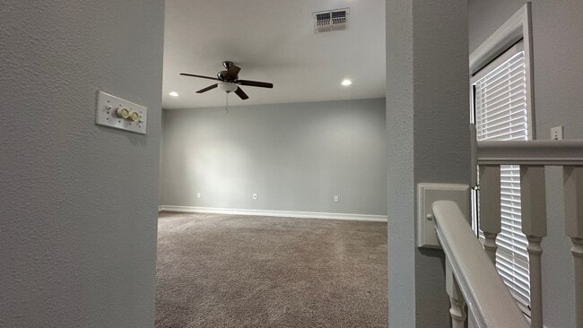 Building Photo - 3720 Messina Dr