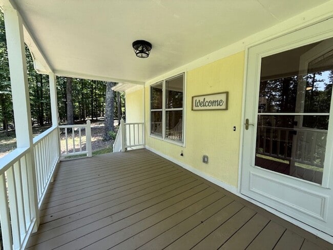 Building Photo - Welcome Home!