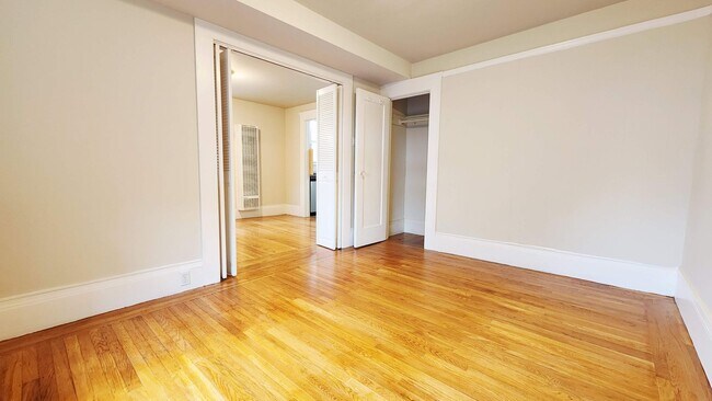 Building Photo - 184-186 Park Street