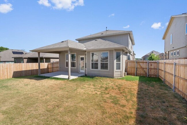 Building Photo - 119 Buescher Cove