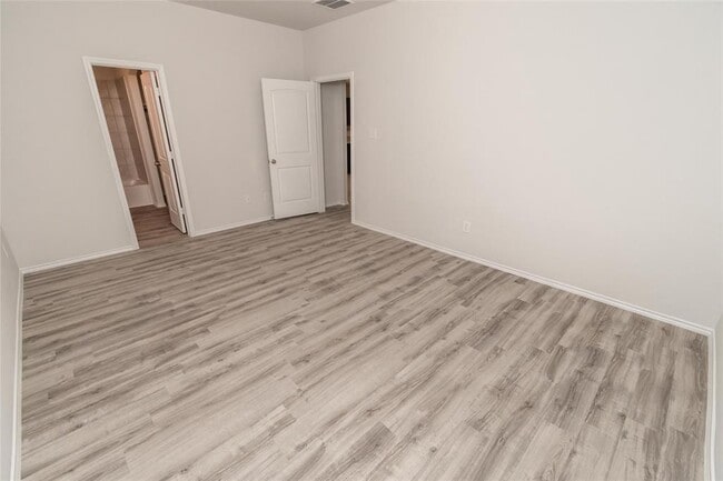 Building Photo - 24314 Treviso Gardens Dr