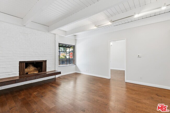 Building Photo - 3900 Pacific Ave