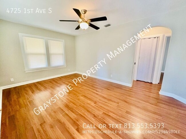 Building Photo - 4725 1st Ave S