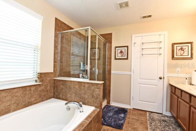 Building Photo - 2479 Passamonte Dr