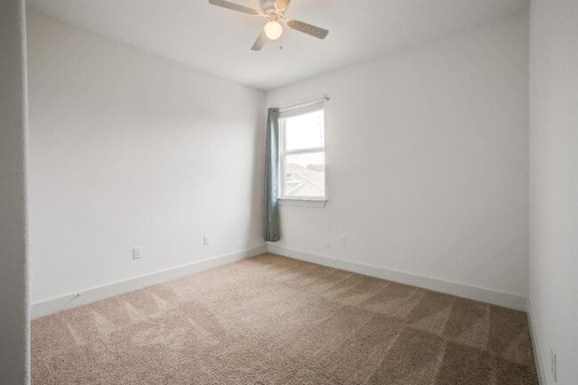 Building Photo - 5915 Swayden Ln