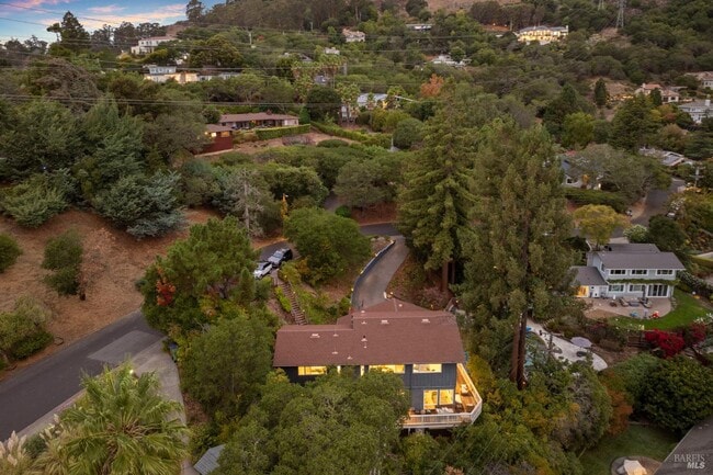 Building Photo - 48 Junipero Serra Ave