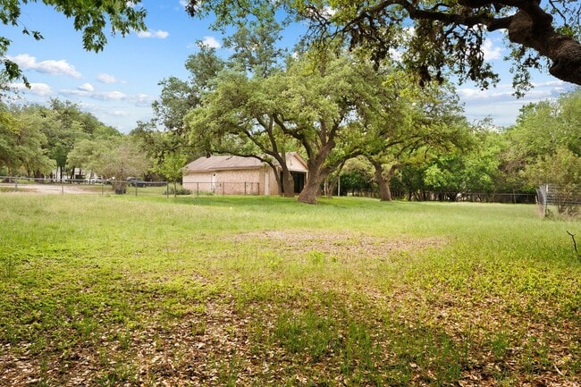 Building Photo - 9423 Aqua Dr