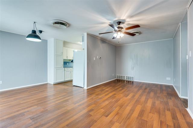 Building Photo - 1405 Brookside Dr