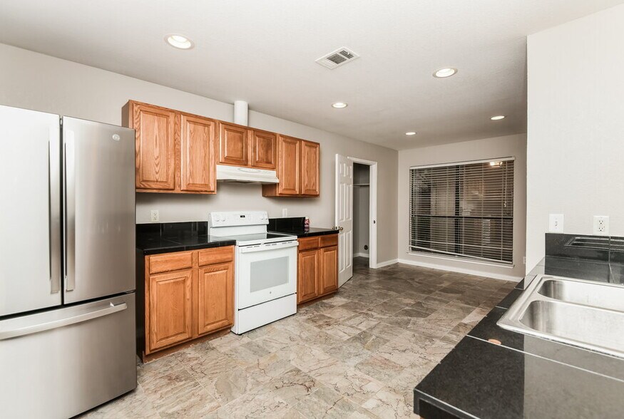 Building Photo - 426 Rifleman Trail