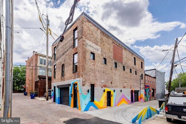 Building Photo - 101 W Trenton St