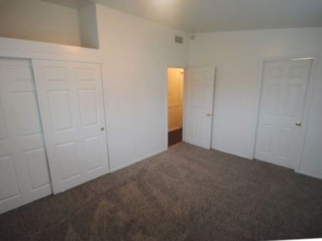 Building Photo - 6546 Kemp Way