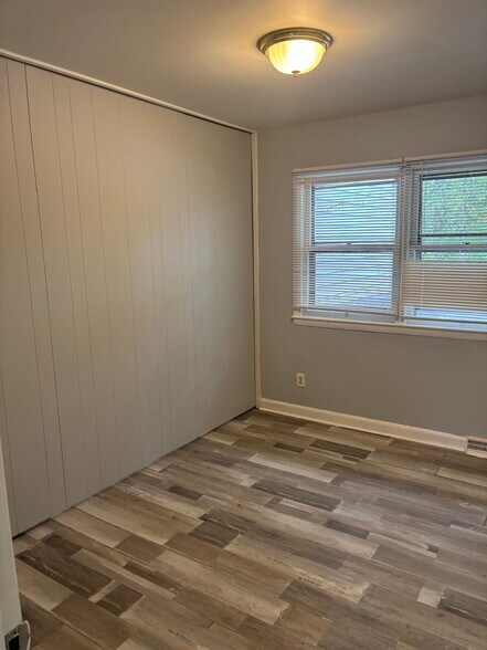 3rd/study room - 6225 Branch Hill Cir