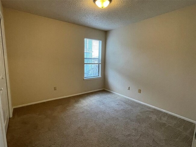 Building Photo - 12306 Abney Dr